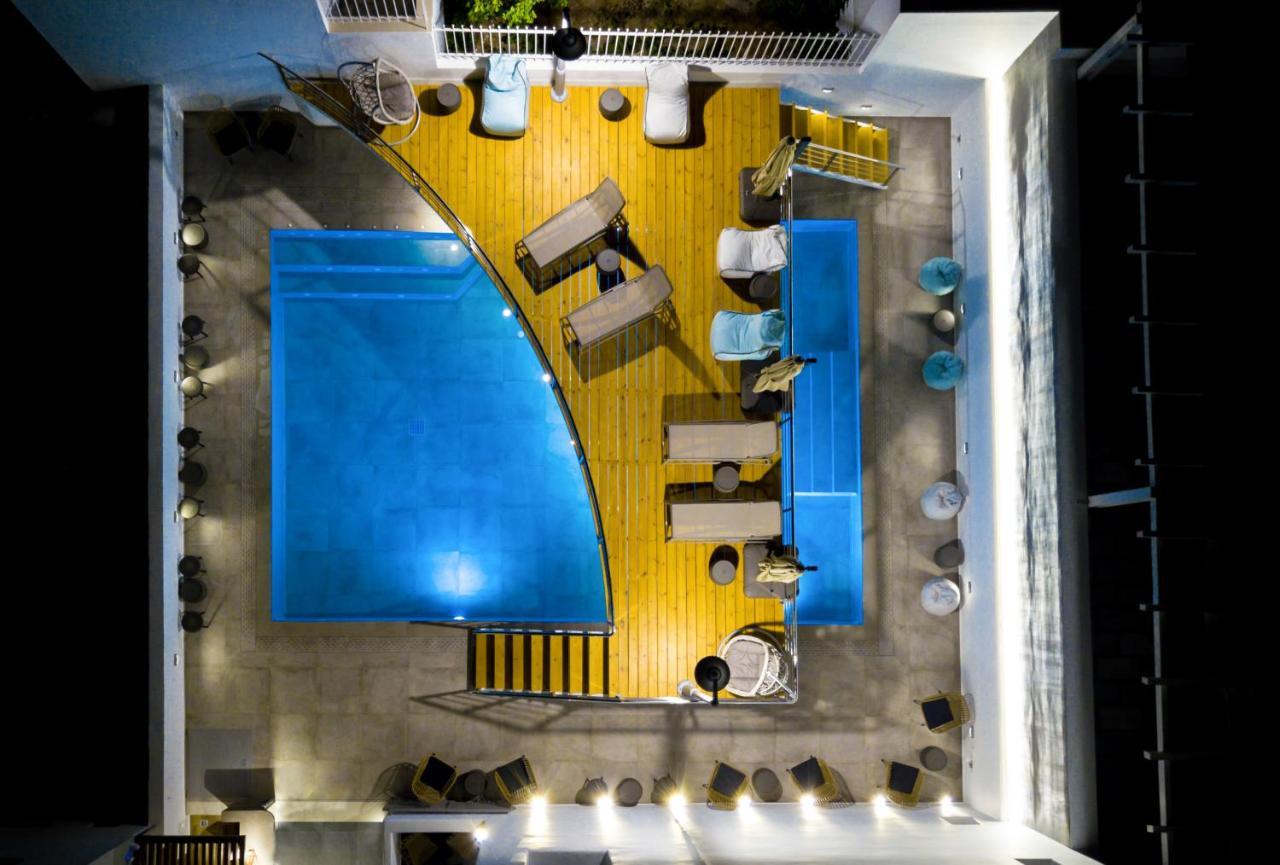 Deluxe Hotel Santorini Fira (Santorini) Exterior foto
