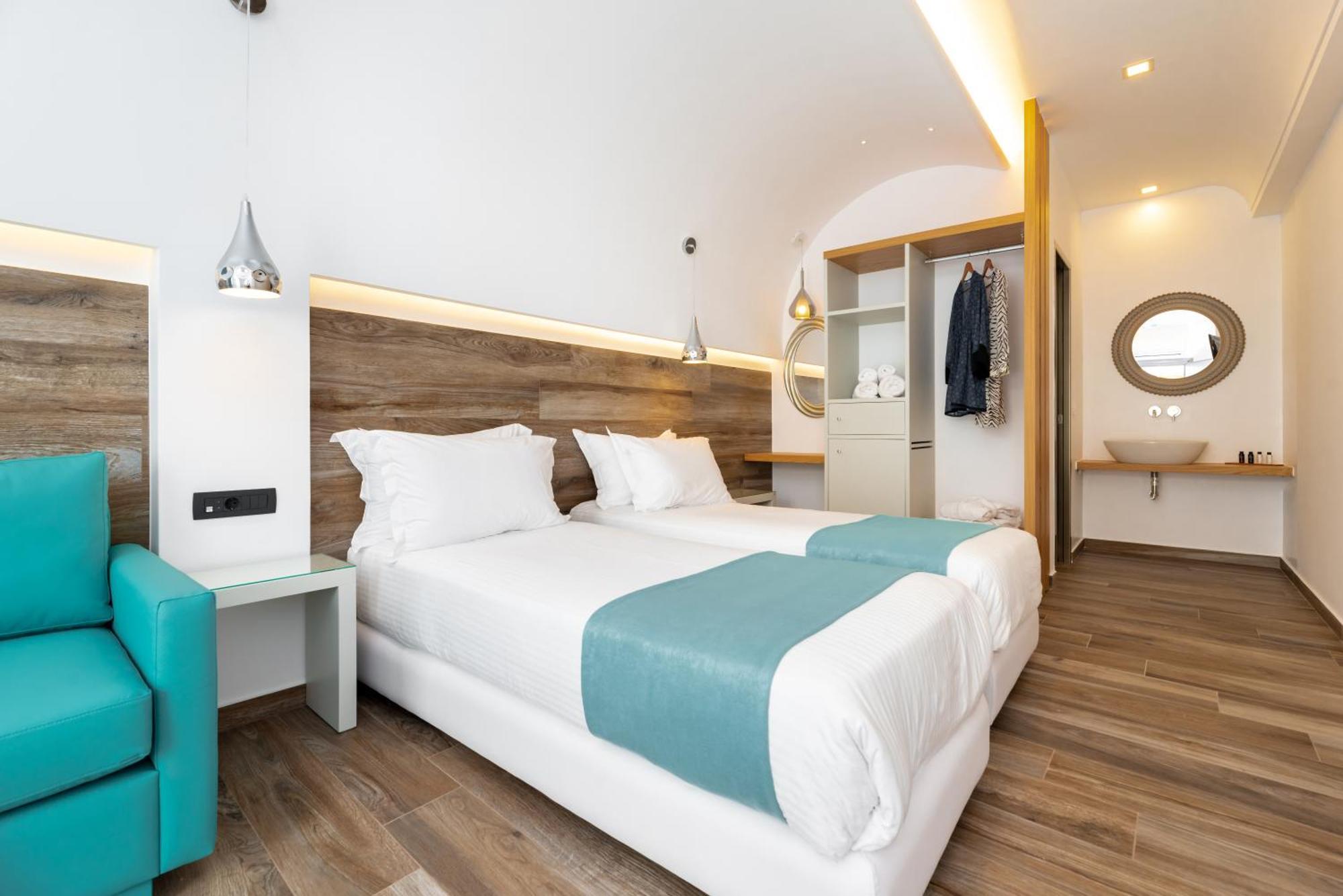 Deluxe Hotel Santorini Fira (Santorini) Quarto foto